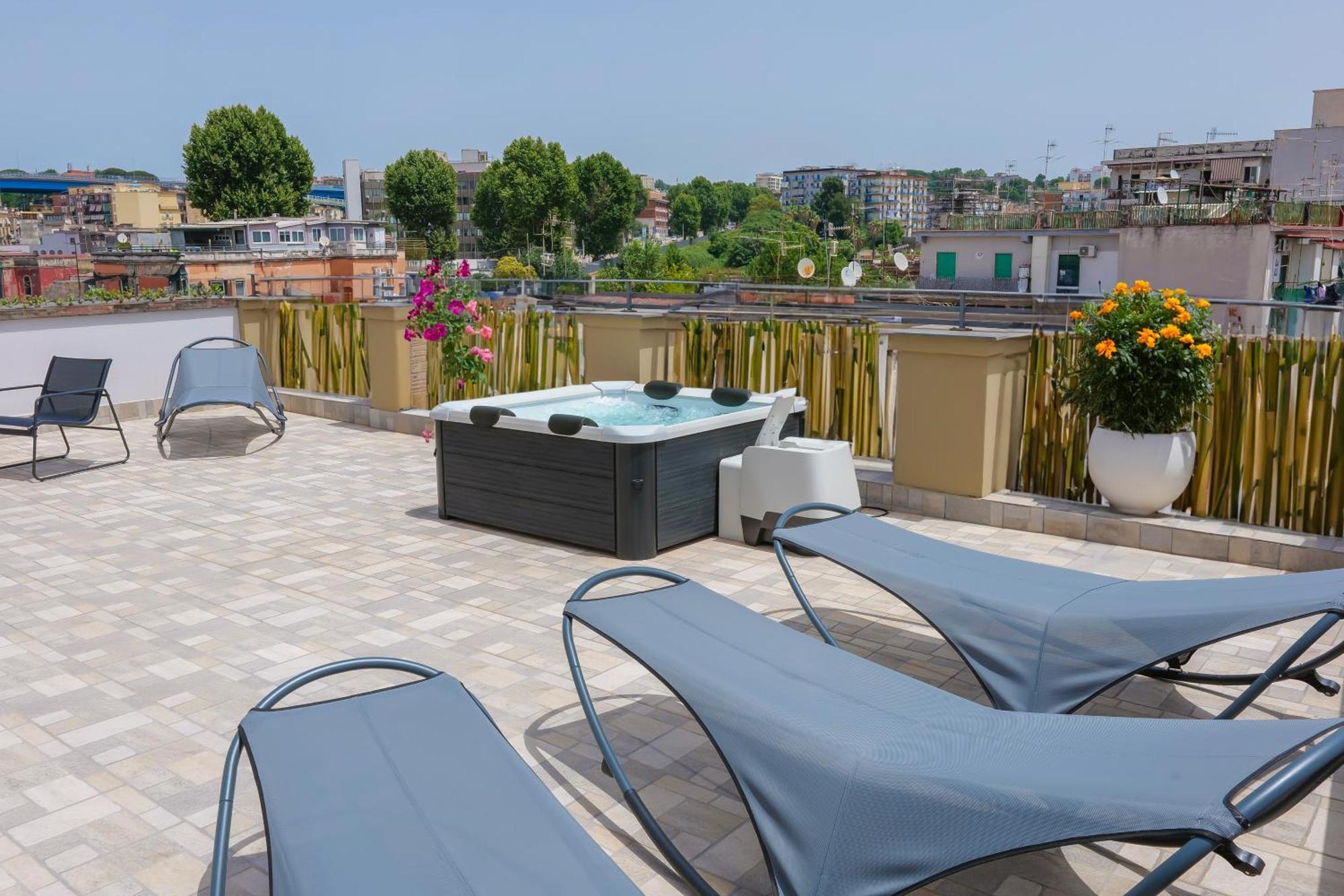 Rooftop Parthenopeo Contemporary Rooms เนเปิลส์ ภายนอก รูปภาพ